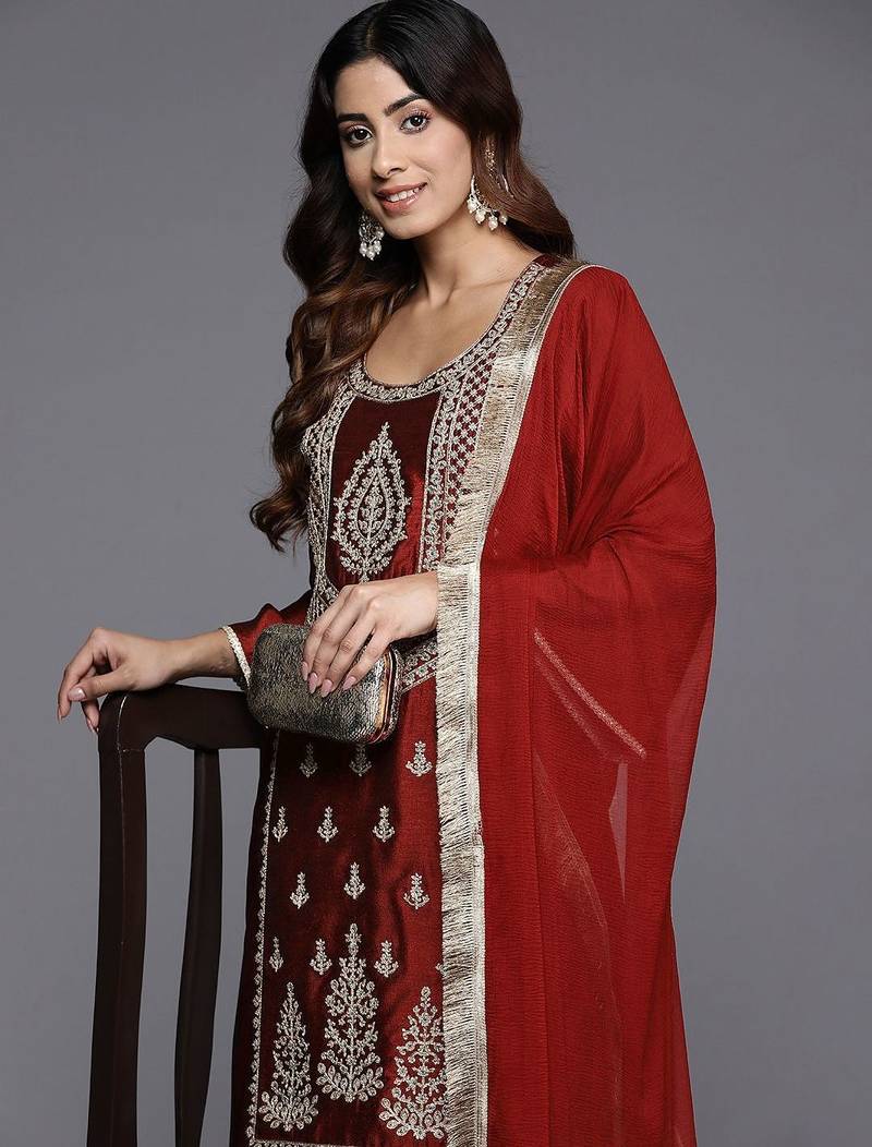 Women Ethnic Motifs Embroidered Regular Kurta with Trousers & With Dupatta