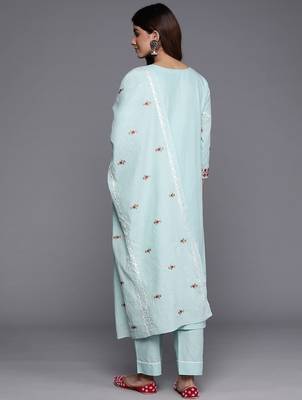 Floral Embroidered Thread Work Pure Cotton Kurta with Trousers & Dupatta 7