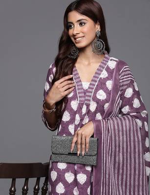 Floral Printed Sequinned Pure Cotton Kurta with Trousers & Dupatta 2