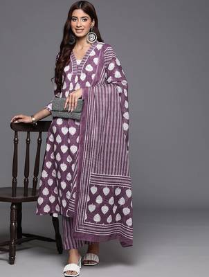 Floral Printed Sequinned Pure Cotton Kurta with Trousers & Dupatta 8