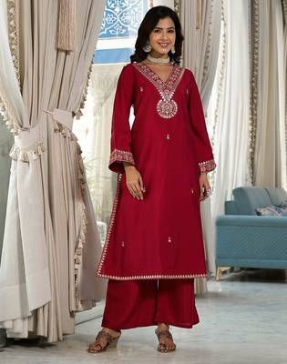Ethnic Motifs Zari Embroidered Mirror Work Straight Kurta With Trousers & Dupatta 4