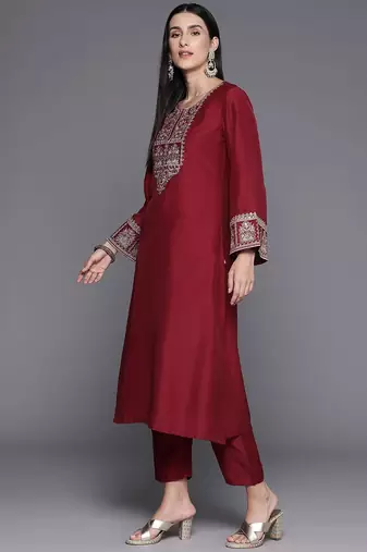Women Floral Yoke Design Regular Sequinned Kurta with Trousers & Dupatta