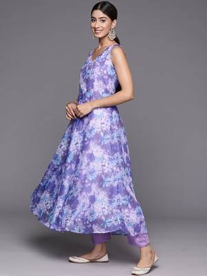 Women Floral Printed Empire Gotta Patti Kurta with Trousers & With Dupatta 6