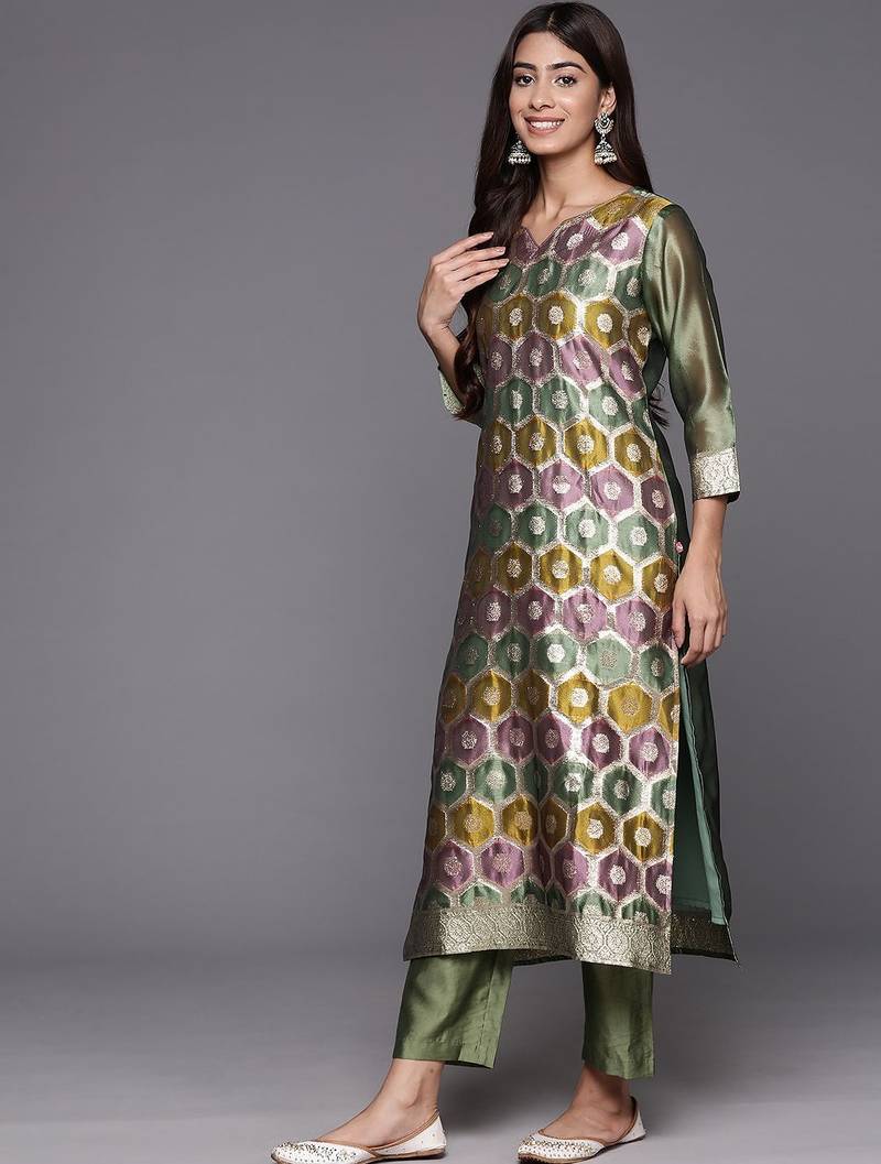 Chanderi Silk Kurta with Trousers & Dupatta