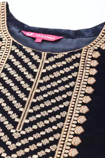 Zari Embroidered velvet Kurta with Trouser and Dupatta