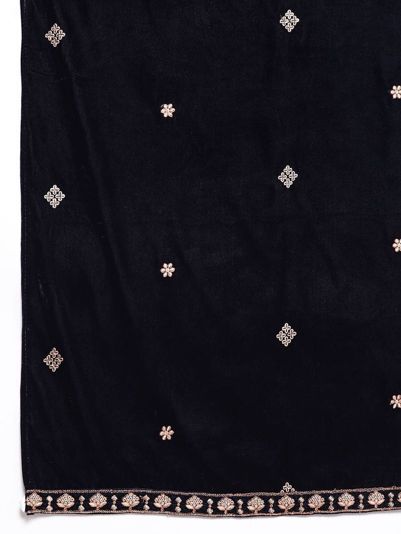 Zari Embroidered velvet Kurta with Trouser and Dupatta