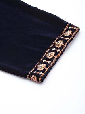 Zari Embroidered velvet Kurta with Trouser and Dupatta 9