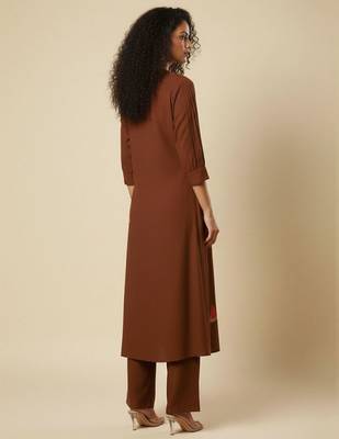 Women Ethnic Motifs Embroidered Regular Kurta with Trousers 4