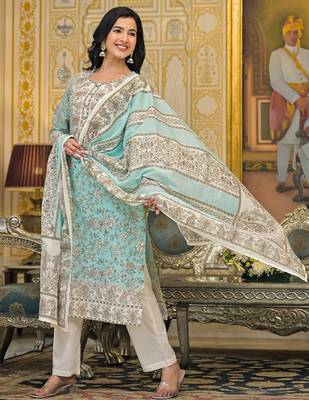 Women Floral Printed Regular Beads and Stones Pure Cotton Kurta with Trousers & With Dupatta 1