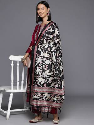 Women Floral Yoke Design Regular Sequinned Kurta with Trousers & Dupatta 8