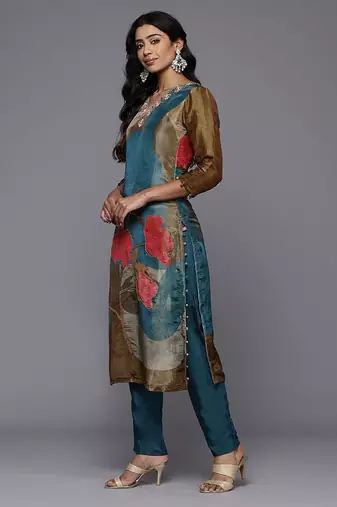 Floral Embroidered Beads & Stones Pure Silk Kurta With Trousers & Dupatta