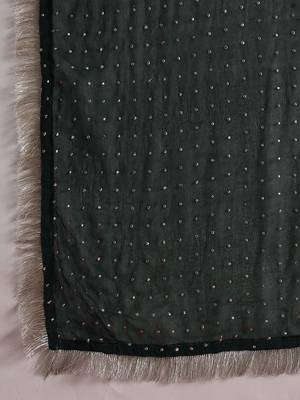 Women Embroidered Regular Thread Work Kurta with Trousers & With Dupatta 3