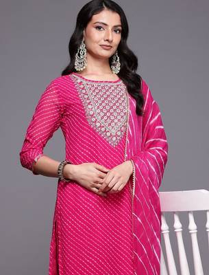Bandhani Printed Sequinned Kurta With Trousers & Dupatta 2