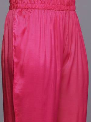 Bandhani Printed Sequinned Kurta With Trousers & Dupatta 4