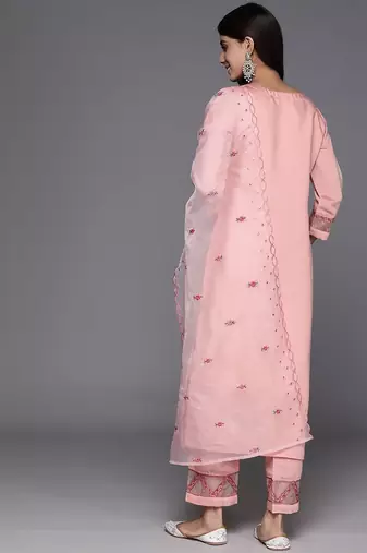 Floral Embroidered Regular Sequinned Kurta with Trousers & Dupatta