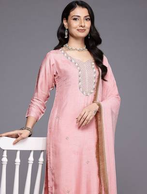 Ethnic Motifs Embroidered Beads & Stones Pure Silk Kurta Set 2