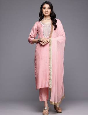Ethnic Motifs Embroidered Beads & Stones Pure Silk Kurta Set 1