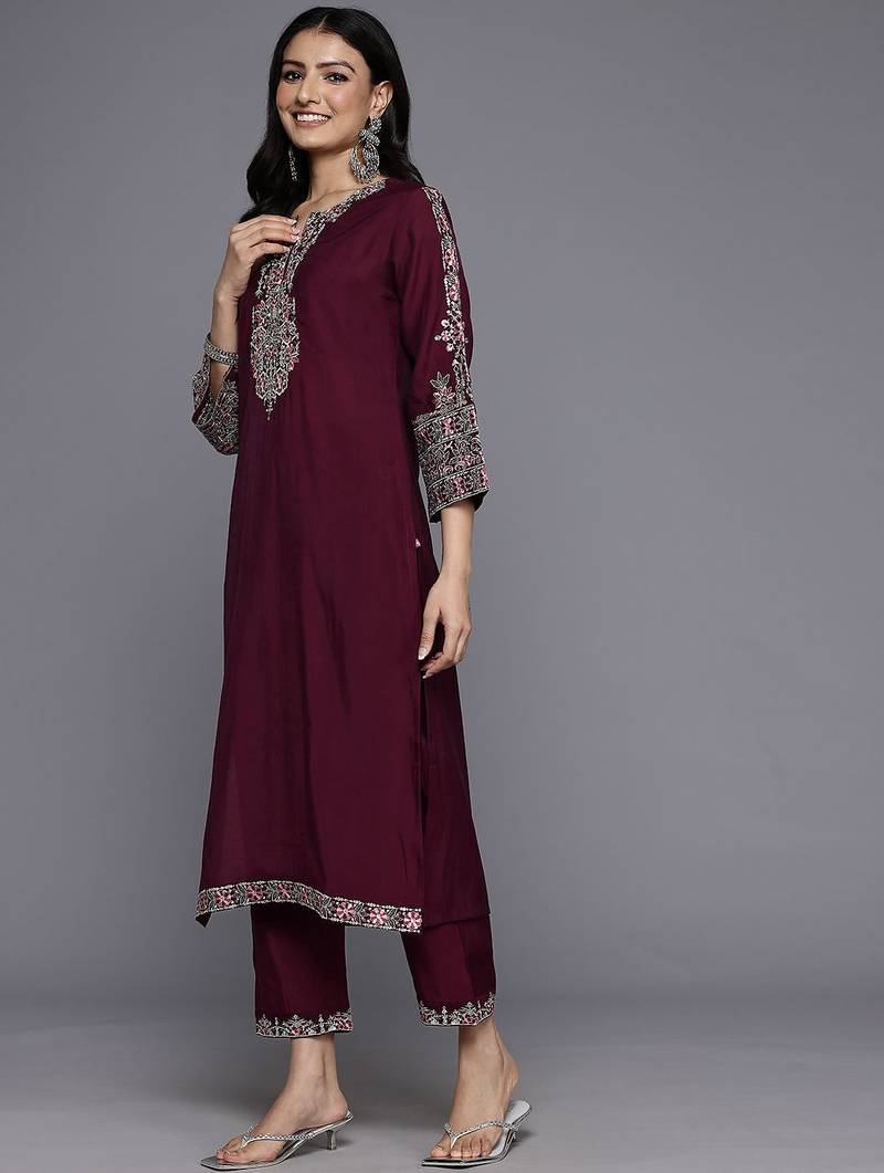 Ethnic Motifs Embroidered Sequinned Kurta With Trousers & Dupatta