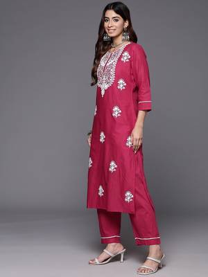 Floral Embroidered Thread Work Pure Cotton Kurta with Trousers & Dupatta 6