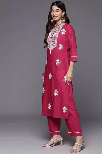 Floral Embroidered Thread Work Pure Cotton Kurta with Trousers & Dupatta