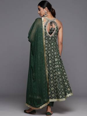 Women Regular Sequined Kurta with Trousers & Dupatta 7