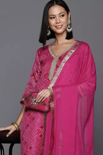 Women Bandhani Printed Regular Thread Work Kurta with Trousers & With Dupatta