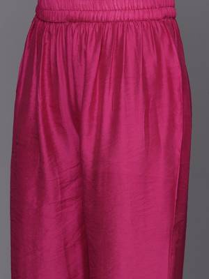 Women Bandhani Printed Regular Thread Work Kurta with Trousers & With Dupatta 4
