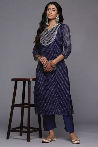 Leheriya Printed Regular Kurta with Trousers
