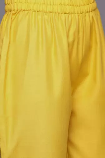 Women Regular Kurta with Trousers & With Dupatta