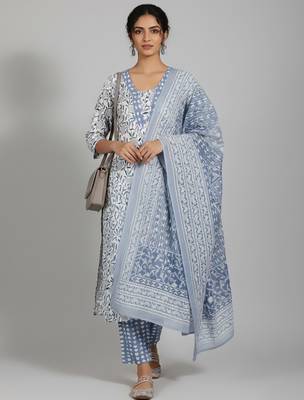Women Floral Printed Regular Pure Cotton Kurta with Trousers & With Dupatta 5