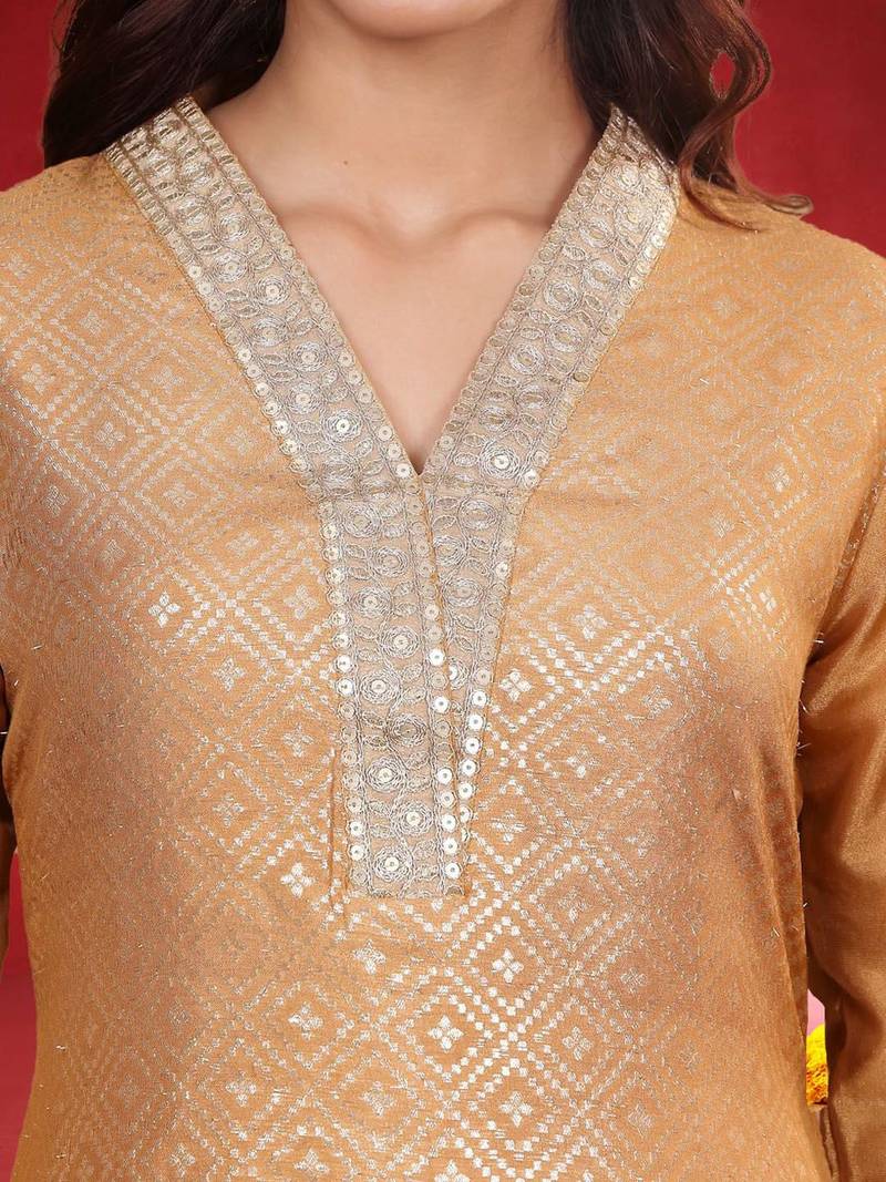 Geometric Printed Gotta Patti V-Neck Straight Kurta With Trousers & Dupatta