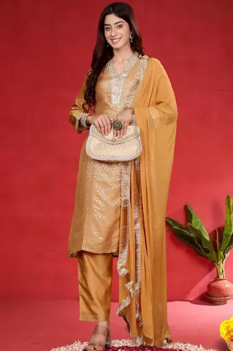 Geometric Printed Gotta Patti V-Neck Straight Kurta With Trousers & Dupatta