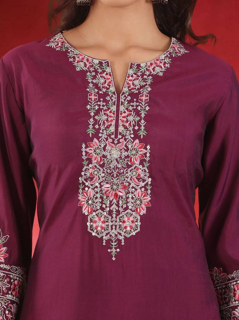 Floral Embroidered Notch Neck Zari Straight Kurta With Trousers And Dupatta