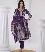 Women Printed Regular Thread Work Pure Cotton Kurta with Trousers & With Dupatta