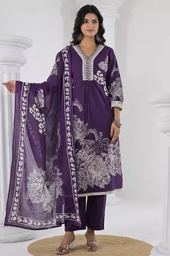 Women Printed Regular Thread Work Pure Cotton Kurta with Trousers & With Dupatta