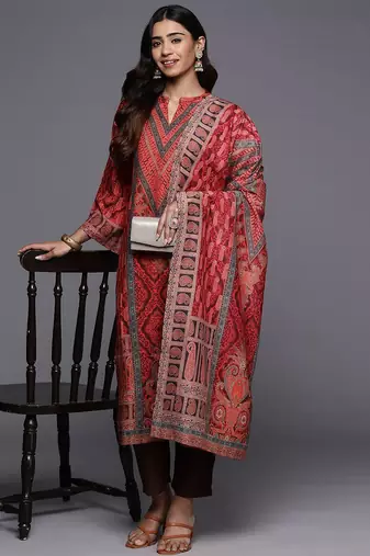 Red Paisley Printed Mandarin Collar Kurta With Trousers & Dupatta