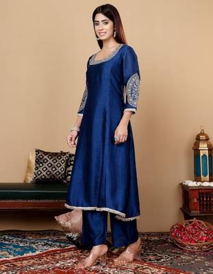 Teal Blue Floral Embroidered Round Neck Anarkali Kurta With Trousers & Dupatta 6