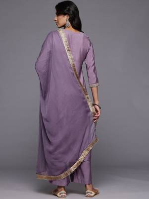 Paisley Embroidered Regular Kurta with Trousers & With Dupatta 7