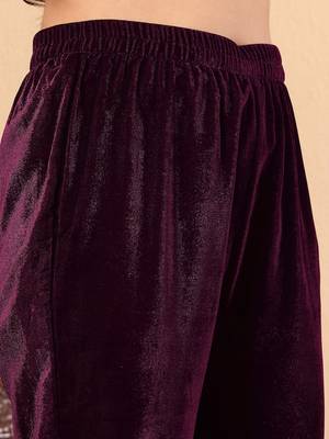 Purple Floral Embroidered Sequinned Velvet Straight Kurta with Trousers & Dupatta 3