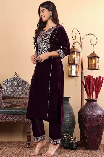 Purple Floral Embroidered Sequinned Velvet Straight Kurta with Trousers & Dupatta