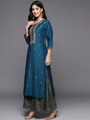 Ethnic Motifs Thread Embroidered Sequinned Kurta with Sharara & Dupatta 5