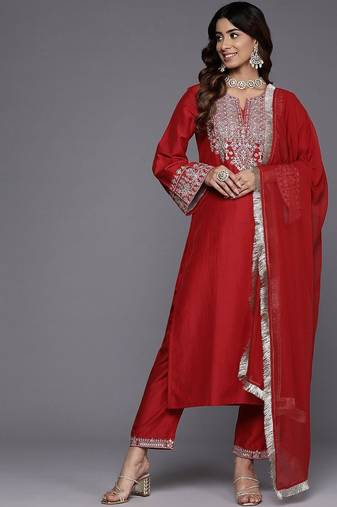Ethnic Motifs Yoke Design Flared Sleeves Straight Kurta With Trousers & Dupatta