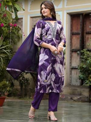 Notch Neck Floral Regular Pure Silk Straight Kurta with Trousers & With Dupatta 3