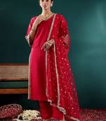 Women Floral Embroidered Regular Thread Work Kurta with Trousers & With Dupatta