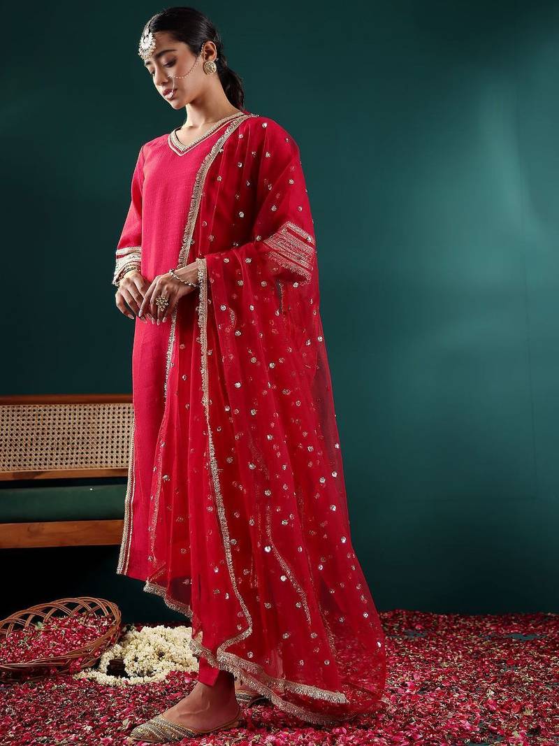 Women Floral Embroidered Regular Thread Work Kurta with Trousers & With Dupatta
