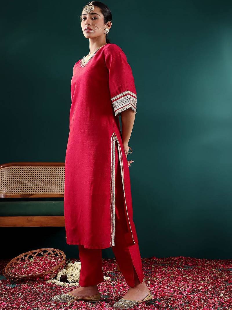 Women Floral Embroidered Regular Thread Work Kurta with Trousers & With Dupatta