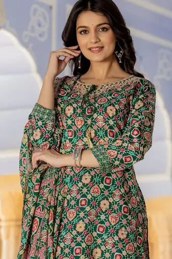 Floral Printed Regular Kurta with Trouser & Dupatta