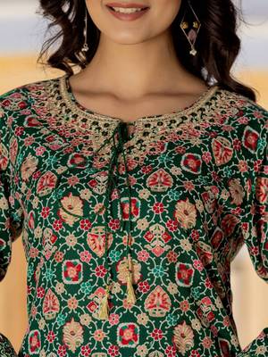 Floral Printed Regular Kurta with Trouser & Dupatta 7