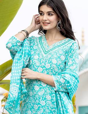 Ethnic Motifs Printed Regular Mirror Work Kurta with Trouser & Dupatta 7