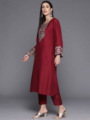 Ethnic Motifs Embroidered Regular Sequinned Kurta with Trousers & With Dupatta 5